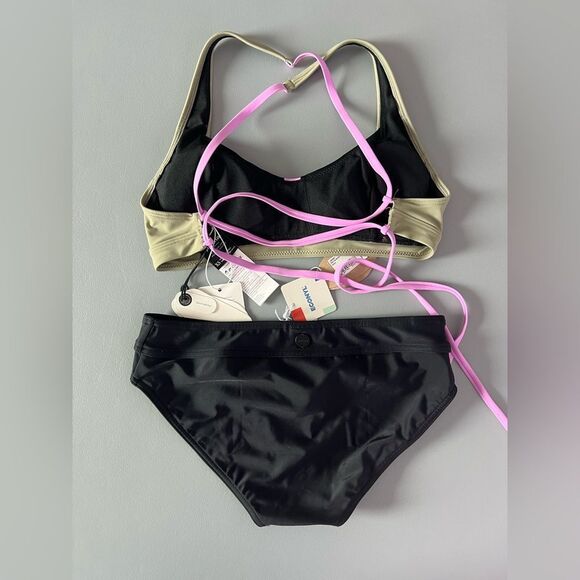 072 PrAna Tulum Top in Black Color Block and Ramba Bottom Black Size XS - Picture 2 of 9